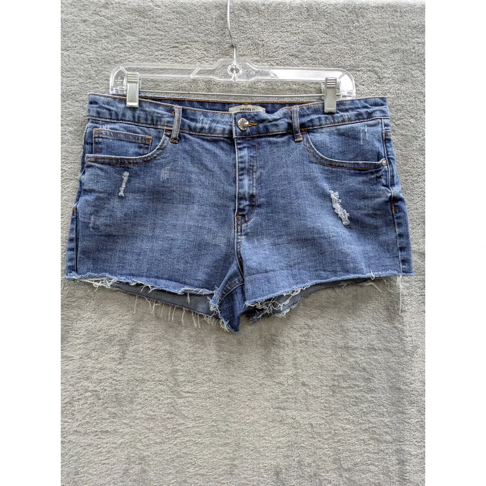 Grunge Cut Off Denim Shorts Womens Size 30 Medium Wash Distressed‎ Raw Hem